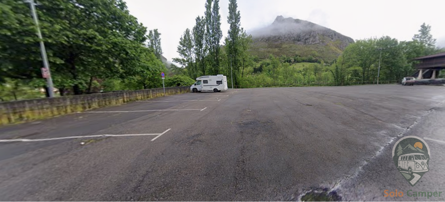 Parking de La Foz y Parteayer (Morcín) - SoloCamper